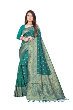 Eccentric Beauty Silk Saree